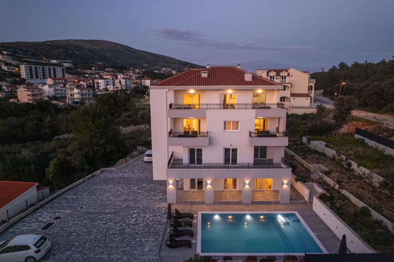Villa Barbara & Zoran With Heated Swimming Pool Seget Vranjica Dış mekan fotoğraf