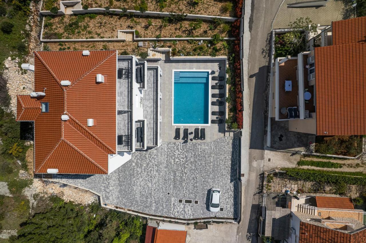 Villa Barbara & Zoran With Heated Swimming Pool Seget Vranjica Dış mekan fotoğraf