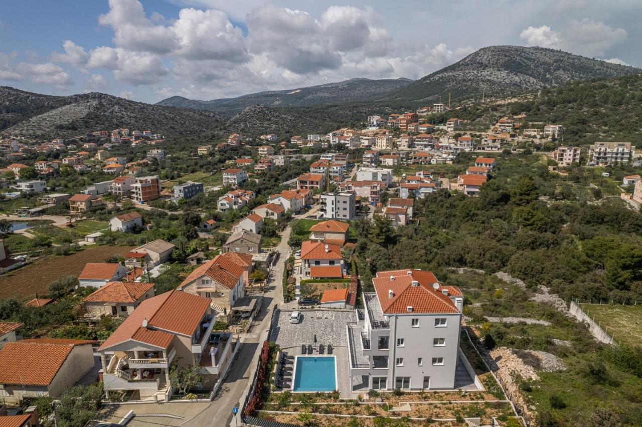 Villa Barbara & Zoran With Heated Swimming Pool Seget Vranjica Dış mekan fotoğraf